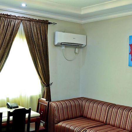Aes Luxury Apartments Abuja Exterior photo